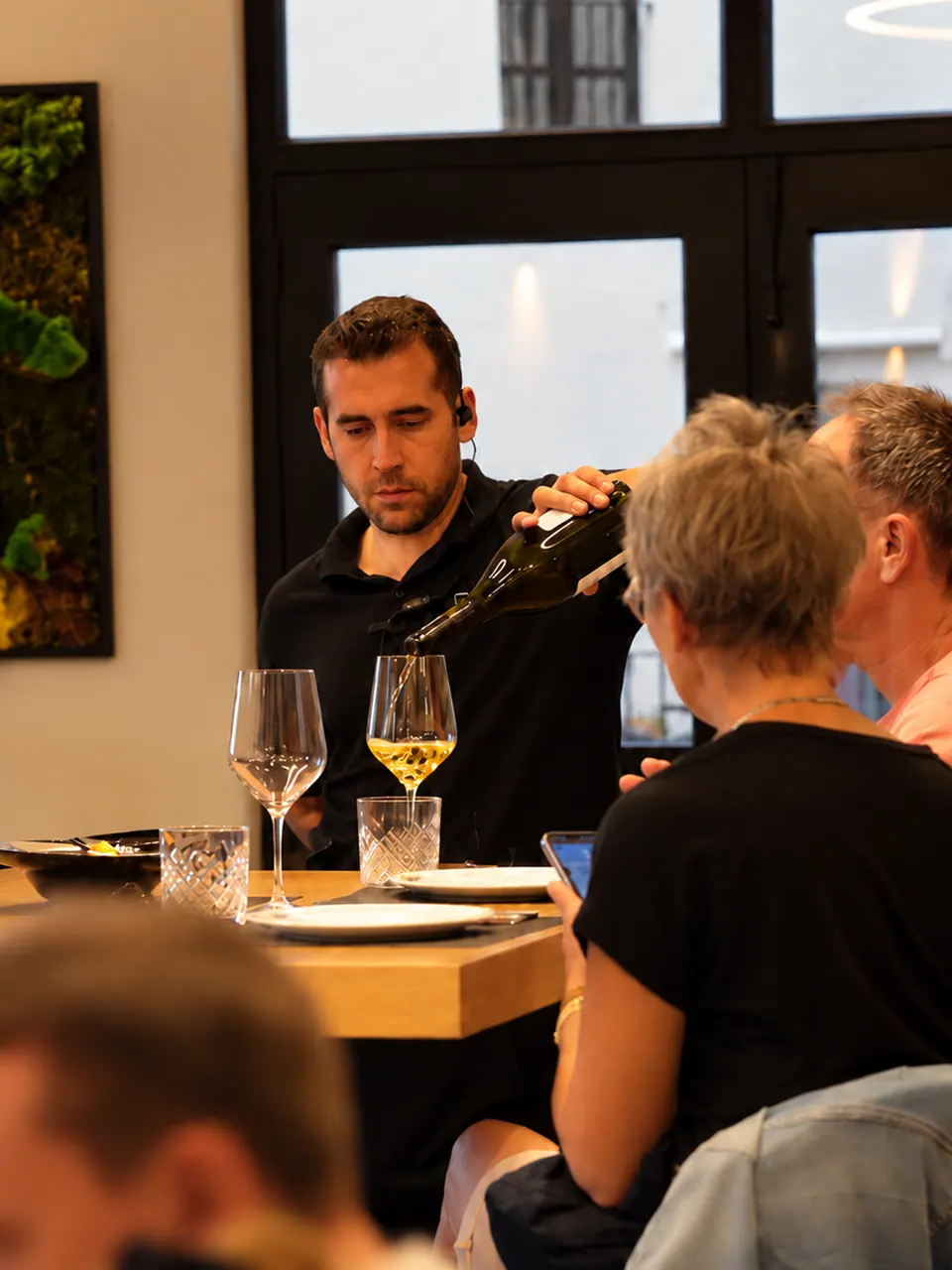 Atención y ambiente en el restaurante La Pilastra